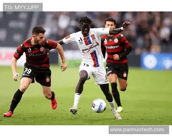 喷气机与中央海岸的激烈对决谁能笑到最后精彩赛事回顾与分析