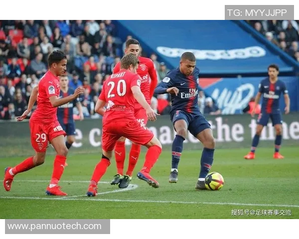 布雷斯特与第戎的精彩对决分析及赛季表现展望